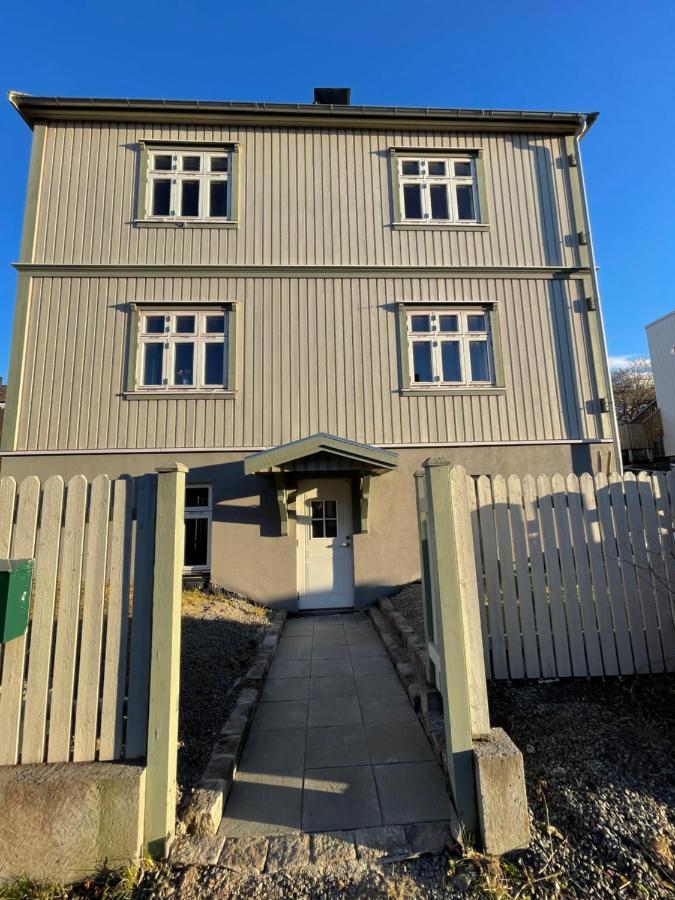 Daltind - Modern Apartment With Free Parking Нарвік Екстер'єр фото